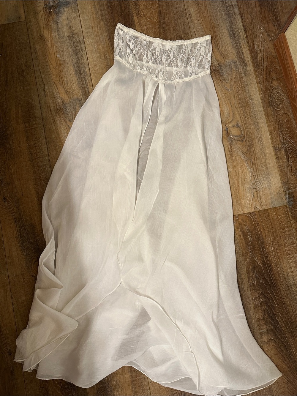 SALUA Lingerie L gauze and lace open front gown cover white flowy